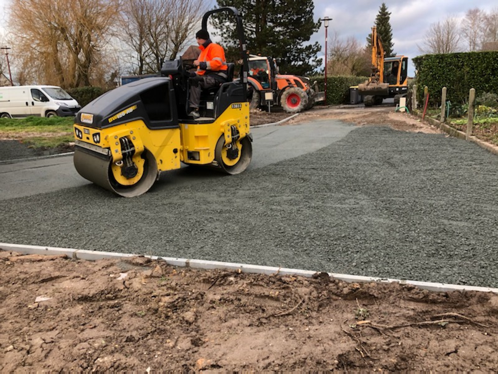 Entreprise de terrassement pour la création d'un parking proche Cany Barville